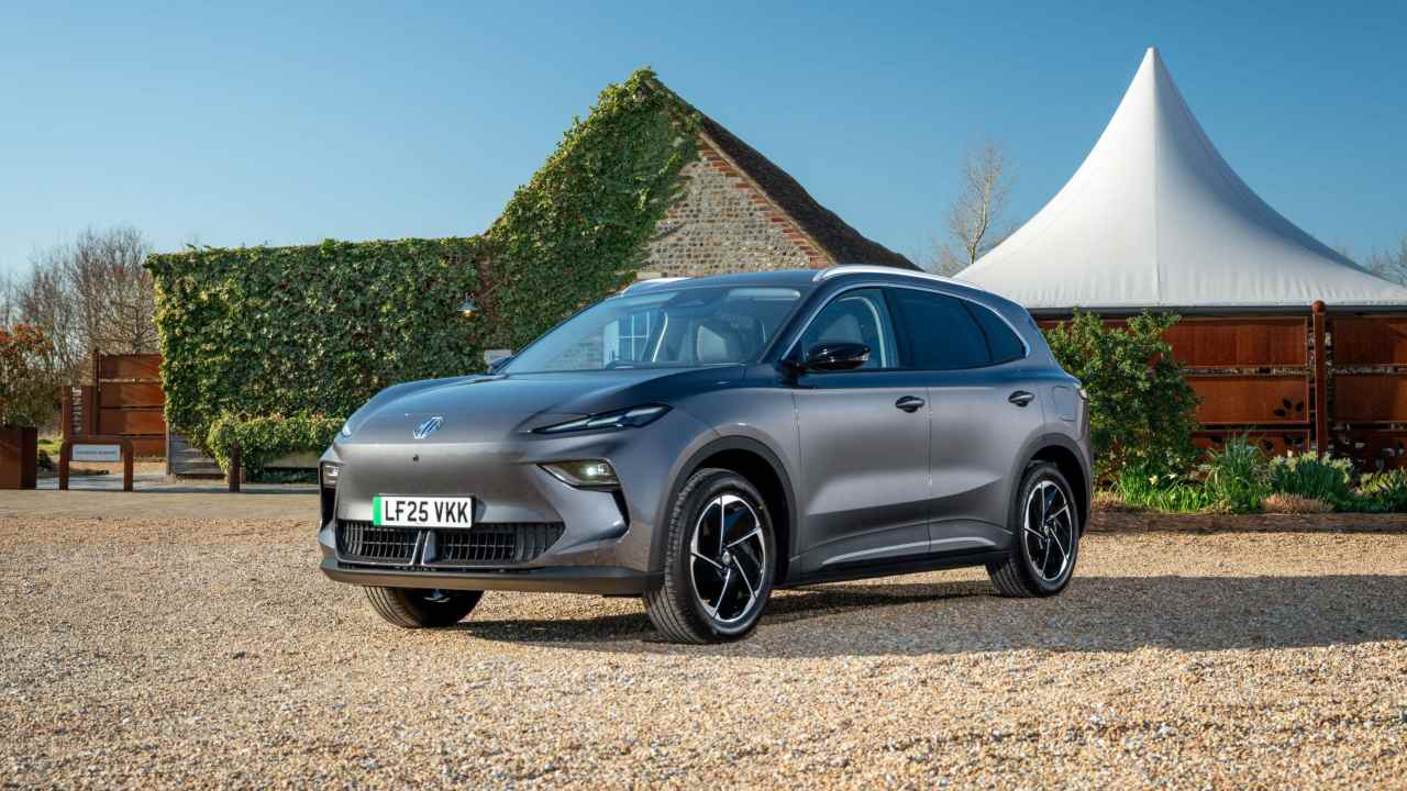 Silver MGS5 EV Exterior Front Static at Countryside Home